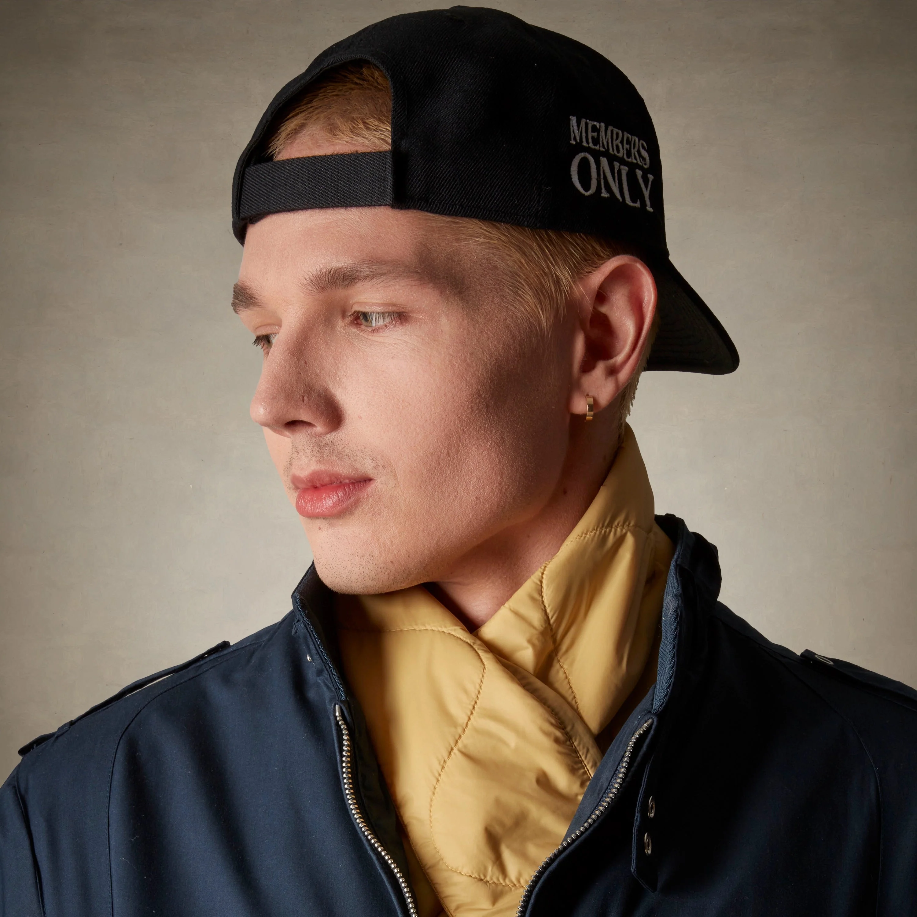 Members Only Quilted Scarf - Image 17