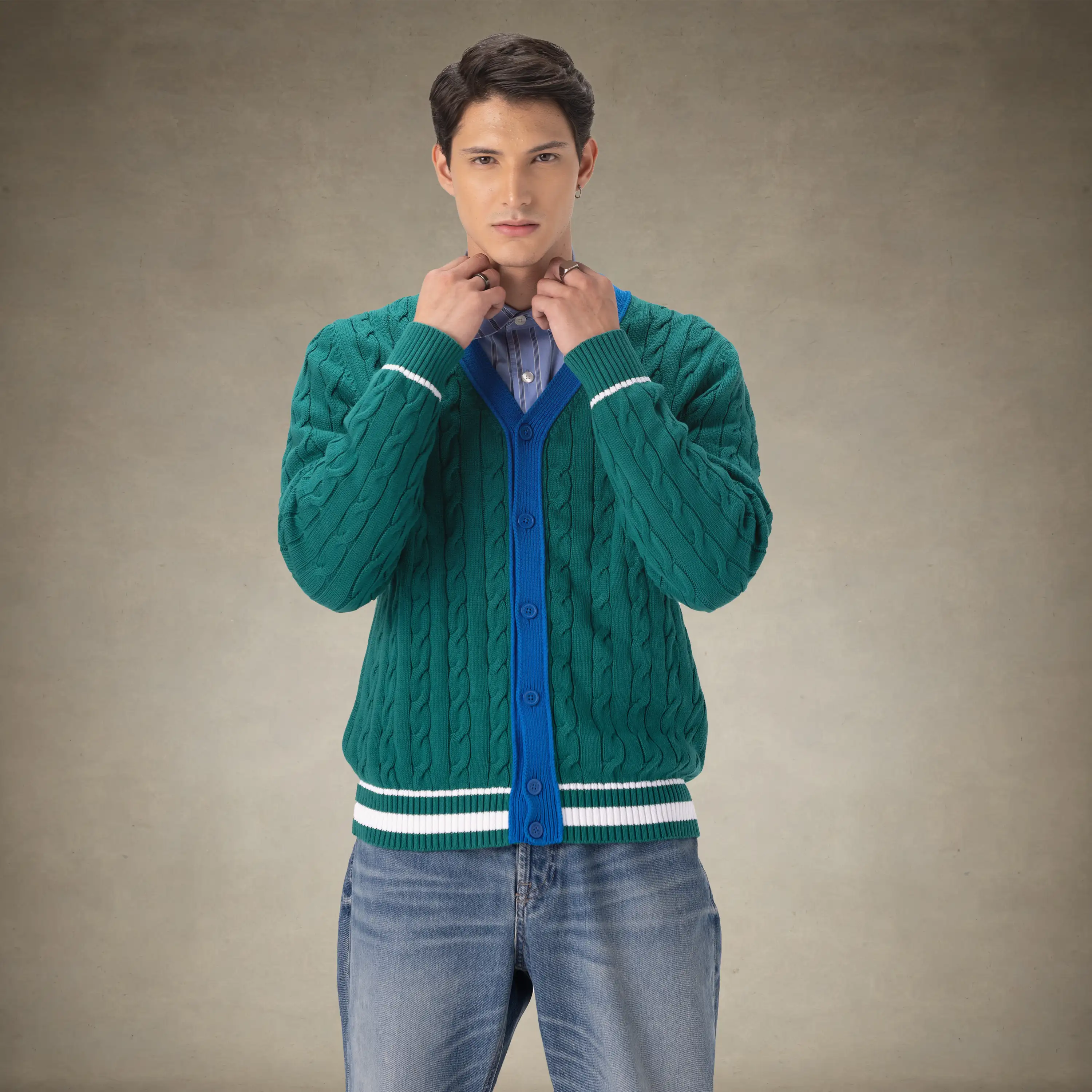 Men's Cable Knit Cardigan - Image 11