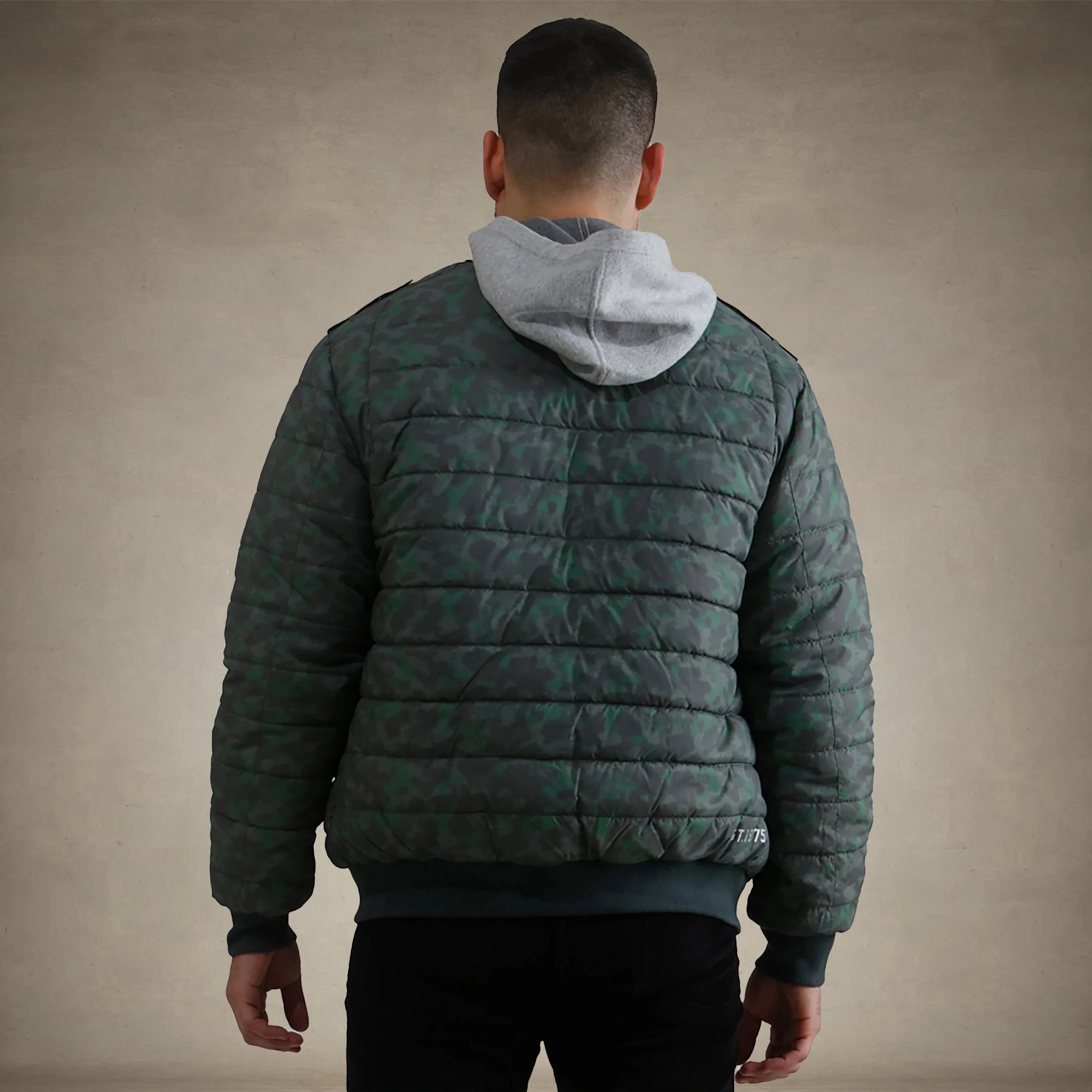 Men's SoHo Quilted Jacket - Image 13