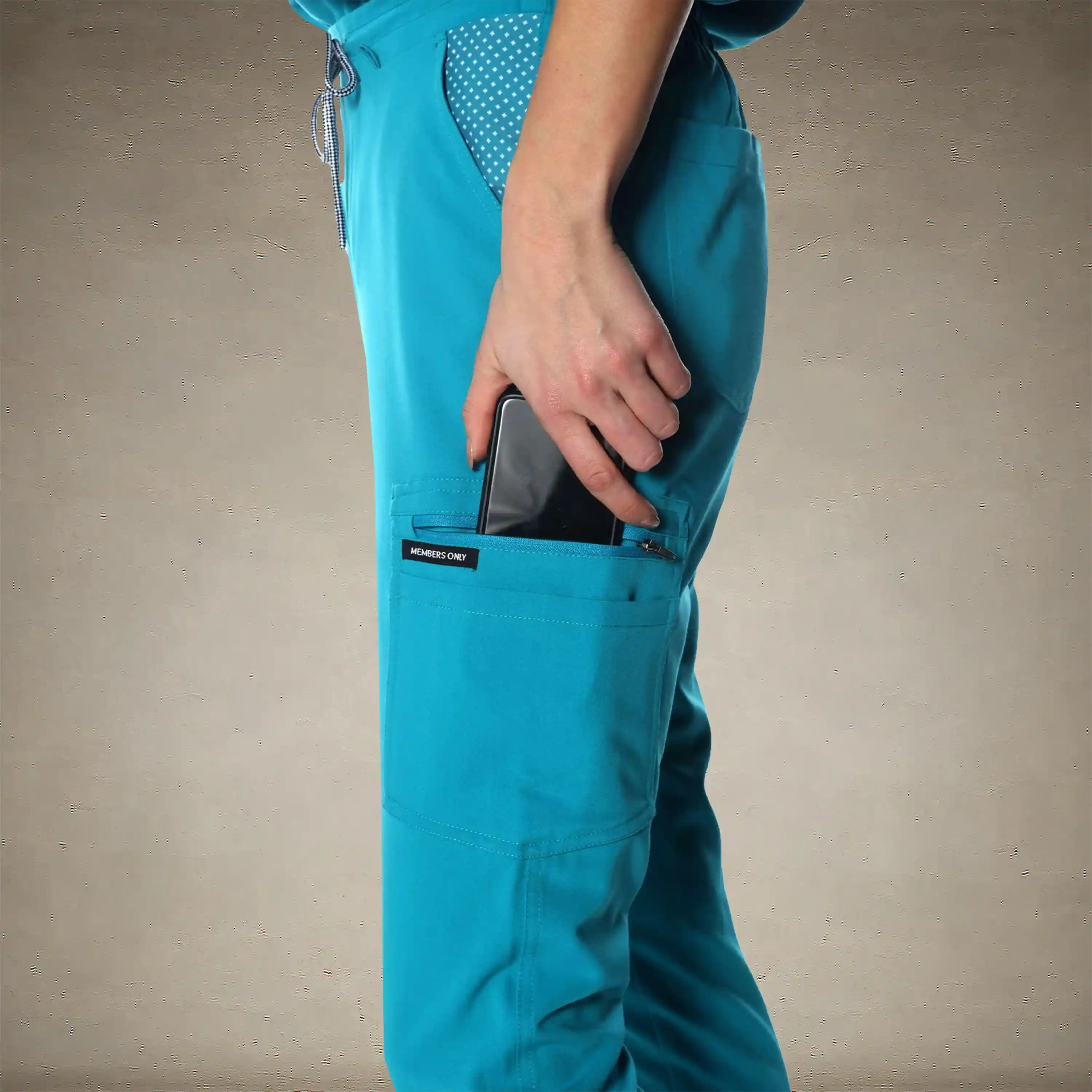 Reus Open Bottom Scrub Pants - Image 16