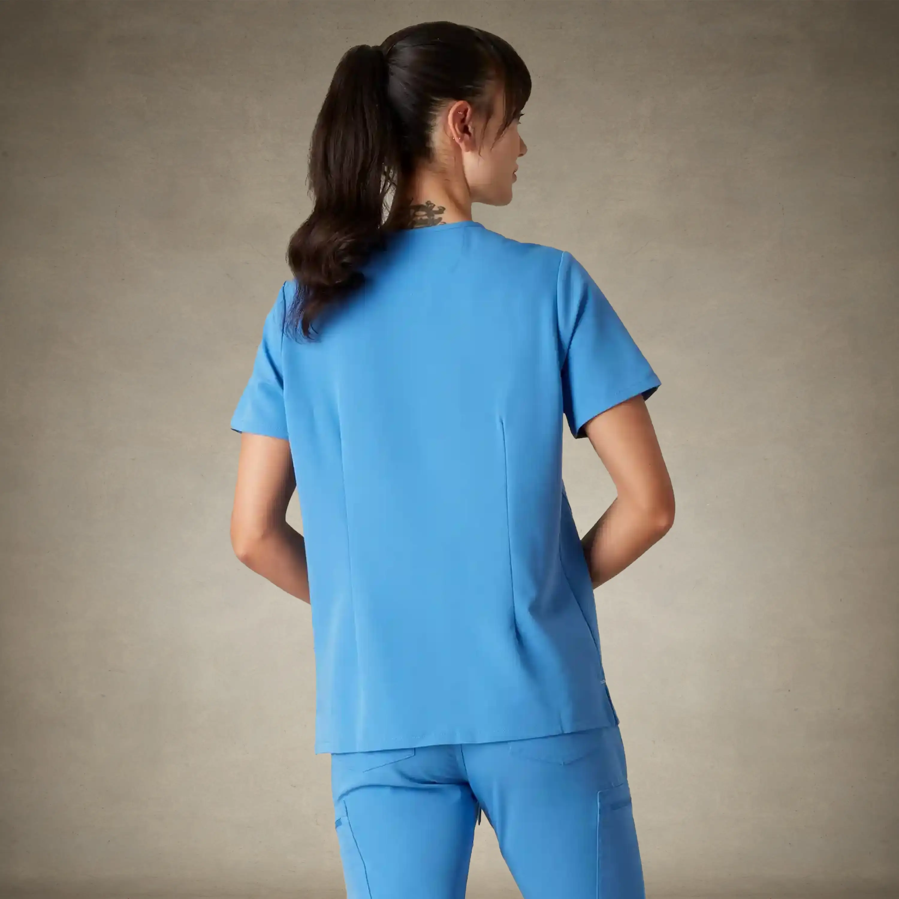Palermo 4-Pocket Scrub Top - Image 3