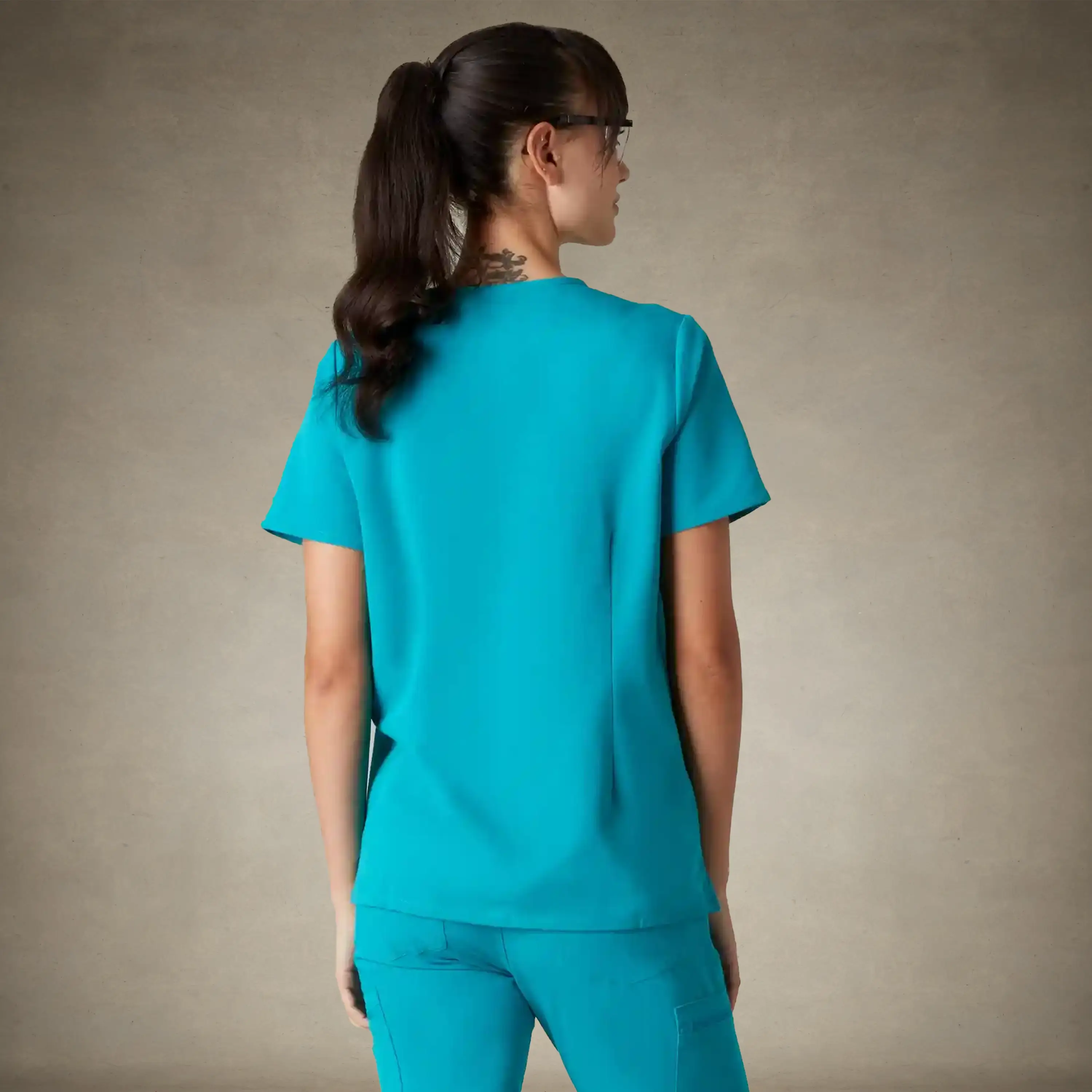 Siena 5-Pocket Scrub Top - Image 12