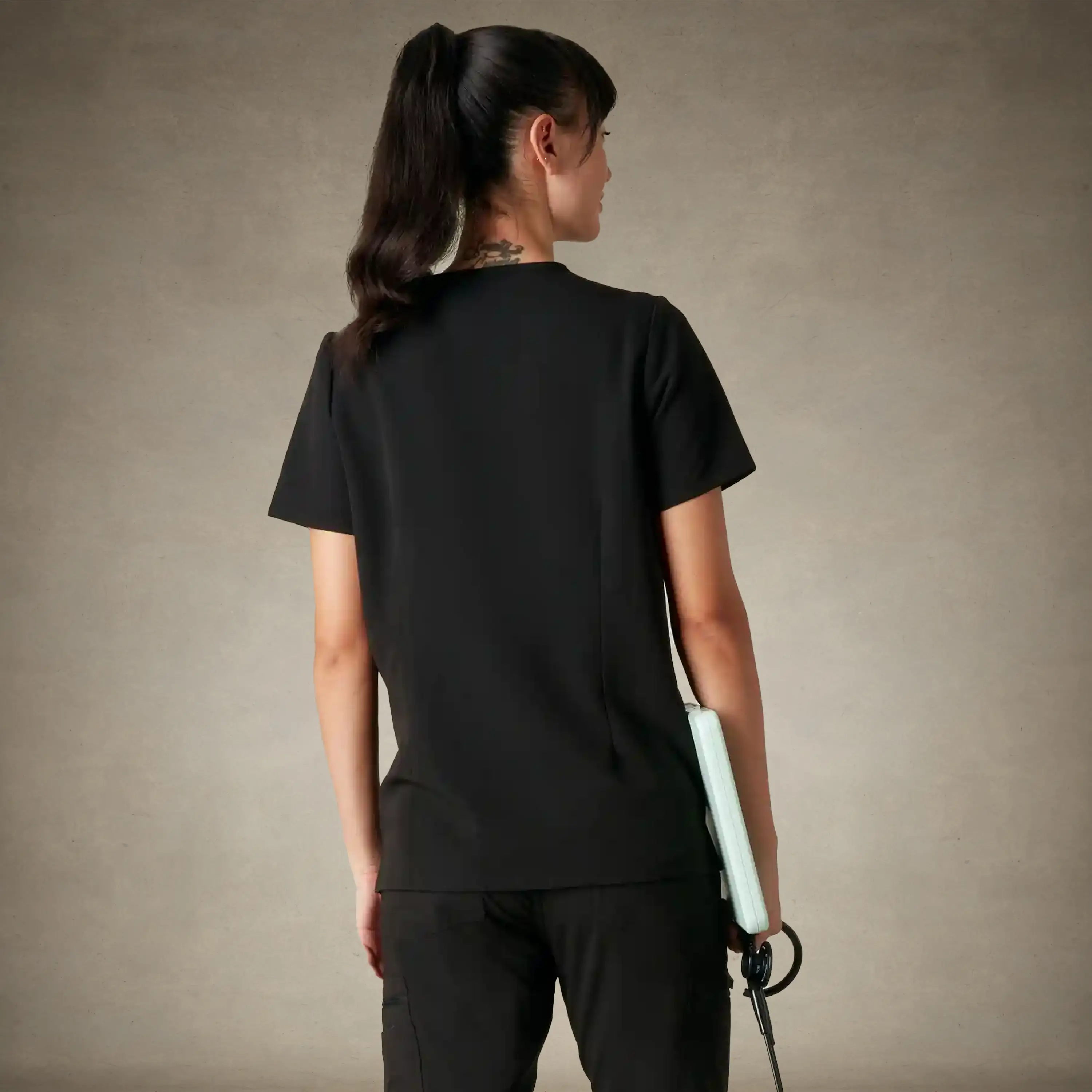 Siena 5-Pocket Scrub Top - Image 5