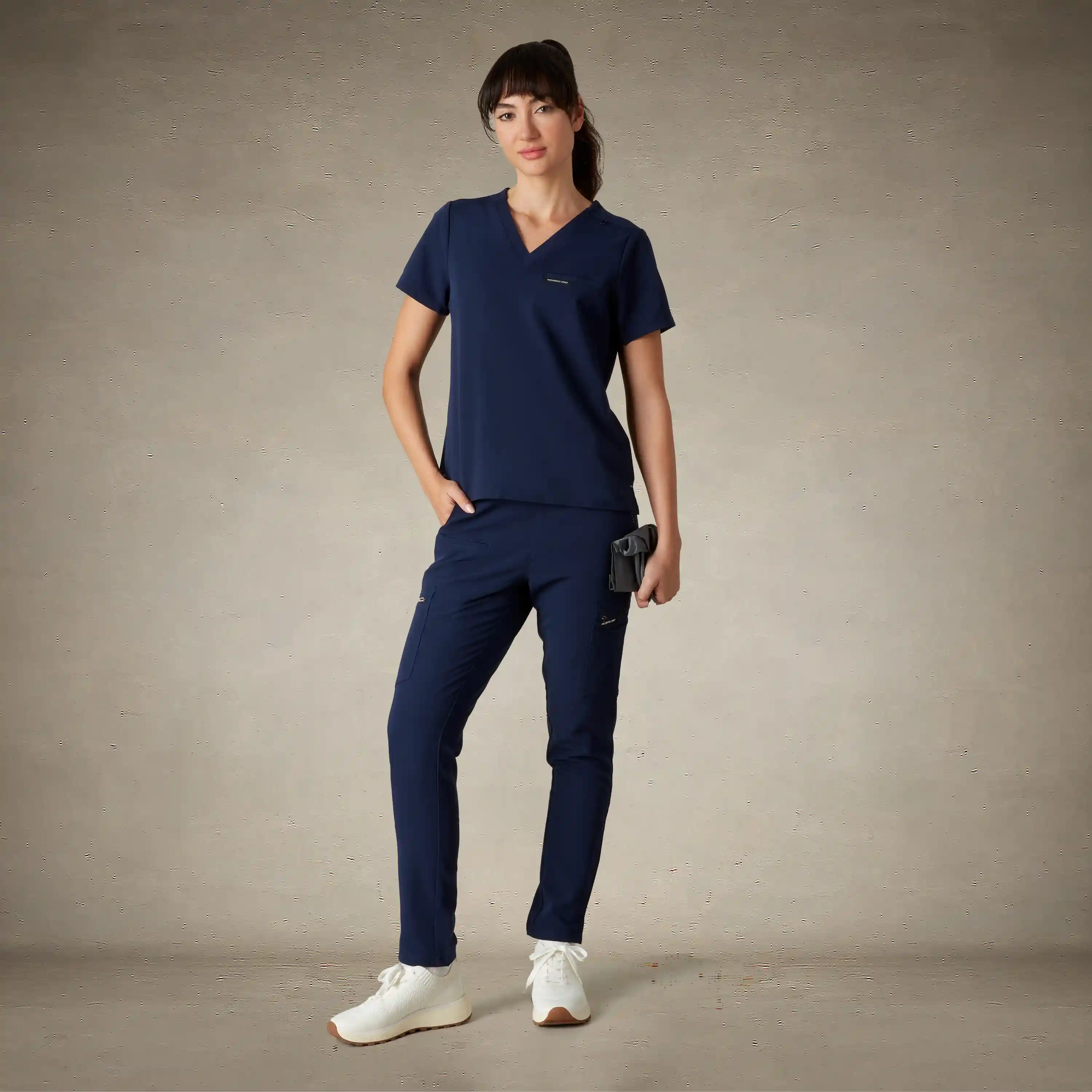 Bari 1-Pocket Scrub Top - Image 33