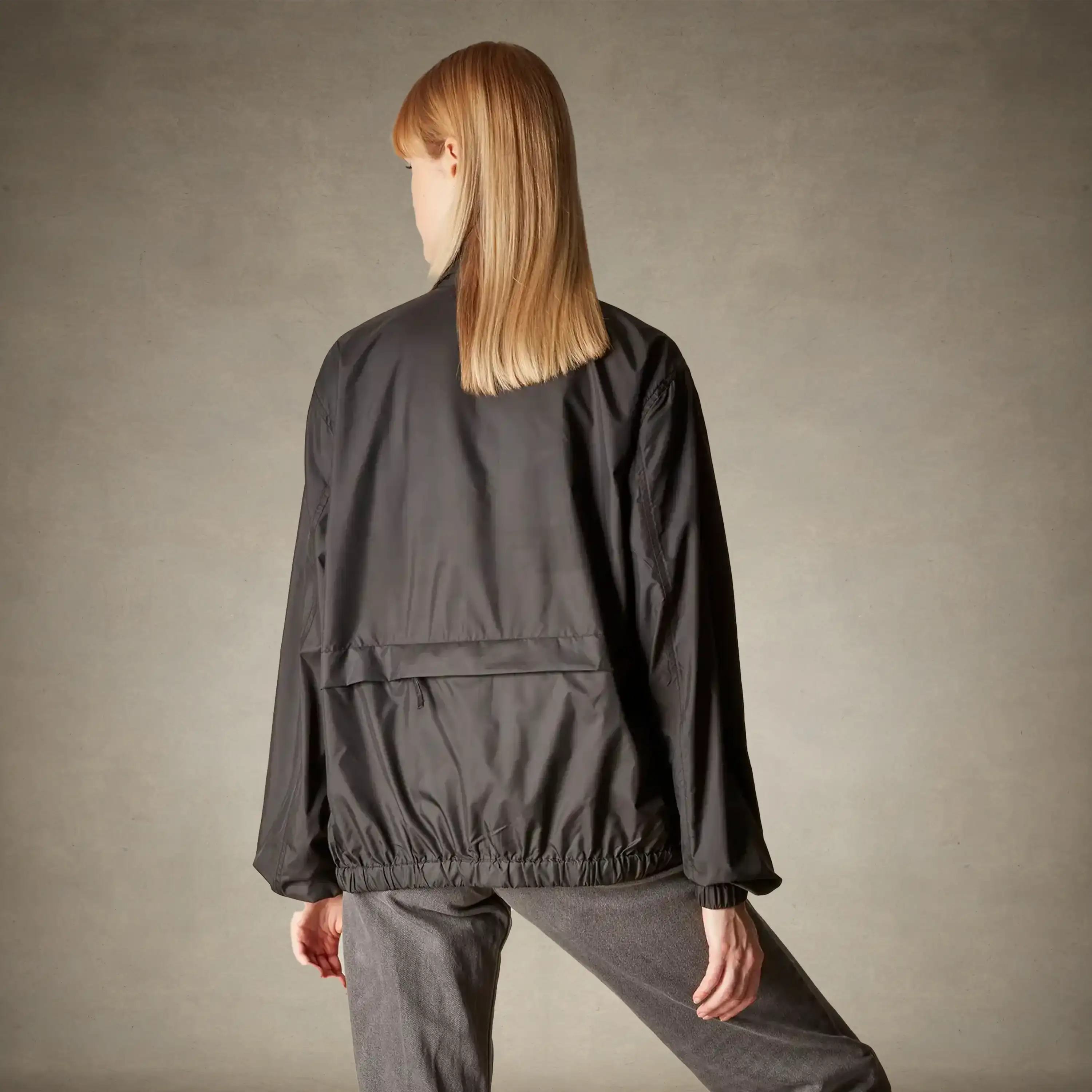 Women's Oversized Packable Windbreaker Jacket - Image 4